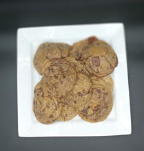 Load image into Gallery viewer, Chocolate chip cookies